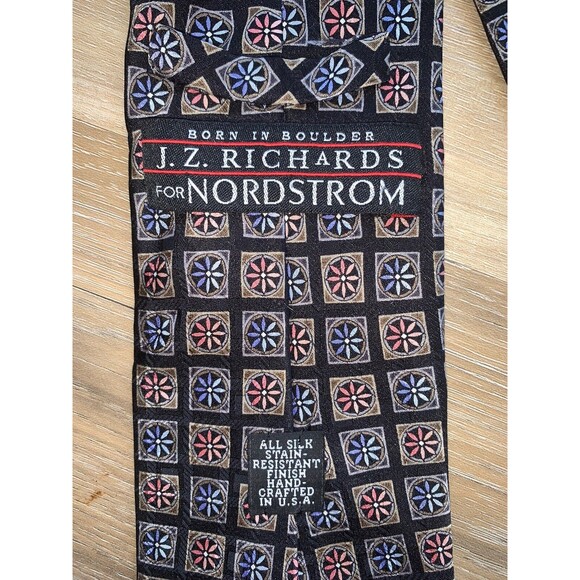 JZ Richards 100% SILK Hand Crafted tie for NORDSTROM Red Blue Black Geometric - Picture 6 of 6